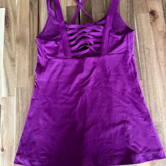 Lululemon Tank - Picture 2 of 4